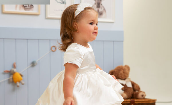 Shiny duchesse dress