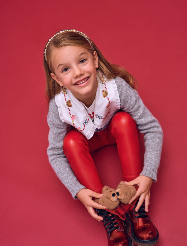 Какой цвет у радости? А у Рождества? Конечно же, красный!