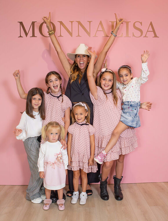 新品　タグ付き　MONNALISA　モナリザ　ワンピース　８Ｙ　128センチ モナリザ monnalisa ワンピース サイズ8 - メルカリ