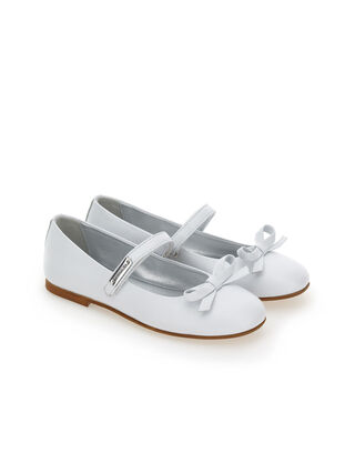 Bailarinas de piel con lazo