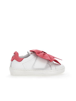 Leather sneakers with bow