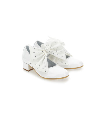 Patent leather shoes with heel