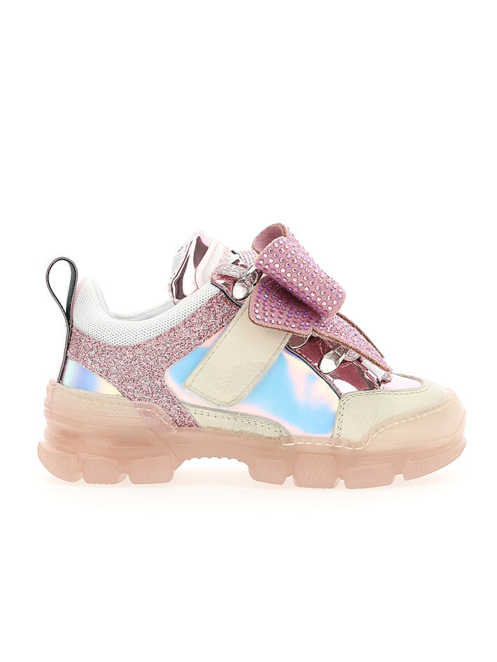 Sneakers outlet online clearance