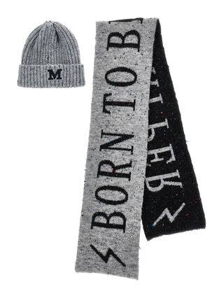 Wool blend hat and scarf