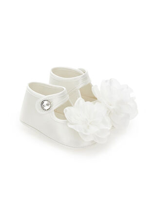 Chic baby shoes
