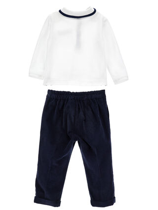 Completo elegante con pochette e papillon