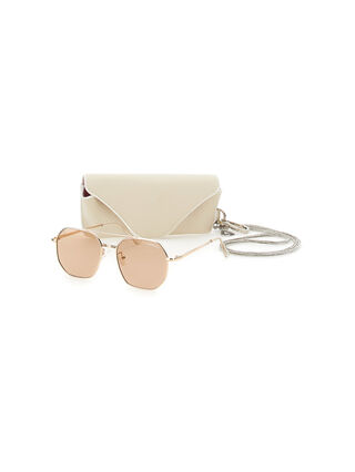 Классные солнцезащитные очки