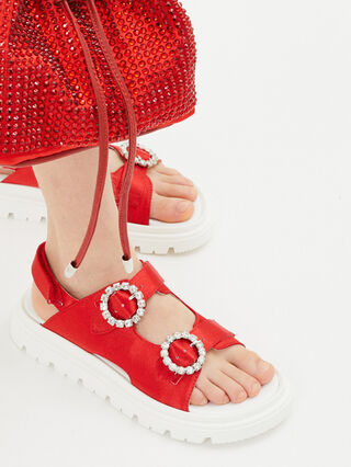 Sandales avec boucle bijou