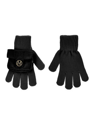 Gloves with satin pocket