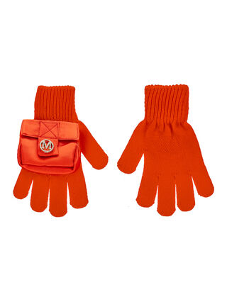 Gloves with satin pocket
