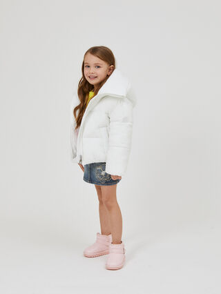 Short embossed nylon down jacket