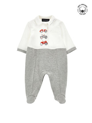 Combinaison avec machines brodées