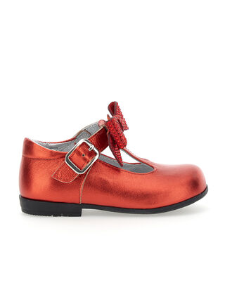 Laminated nappa ballet flats with bow