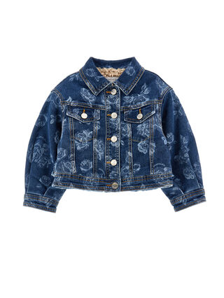 Chaqueta vaquera con estampado floral