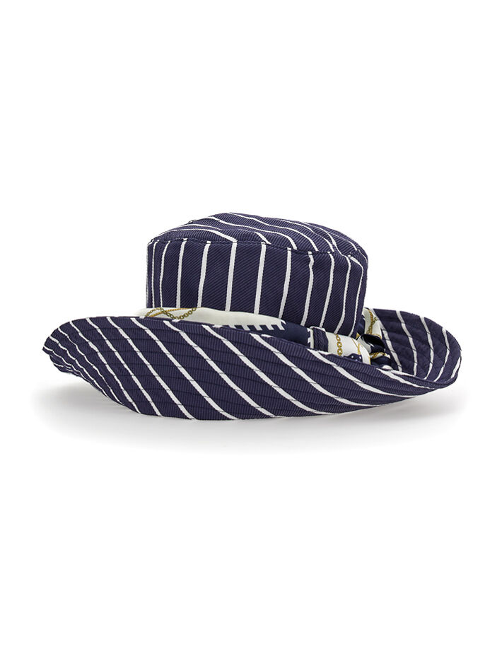 Hat outlet online store