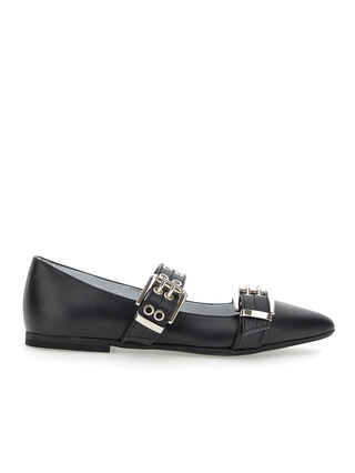 Leather ballet flats with buckle