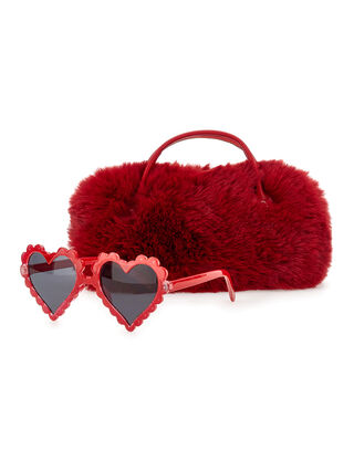 Солнцезащитные очки в форме сердца