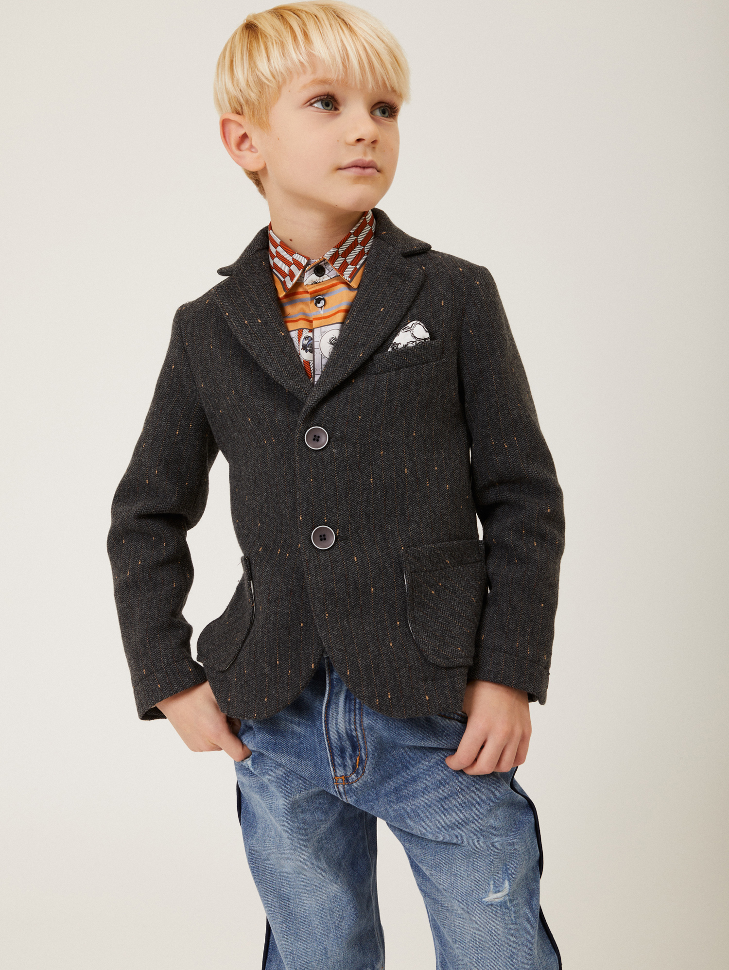 Monnalisa Two-button Herringbone Blazer In Medium Grey