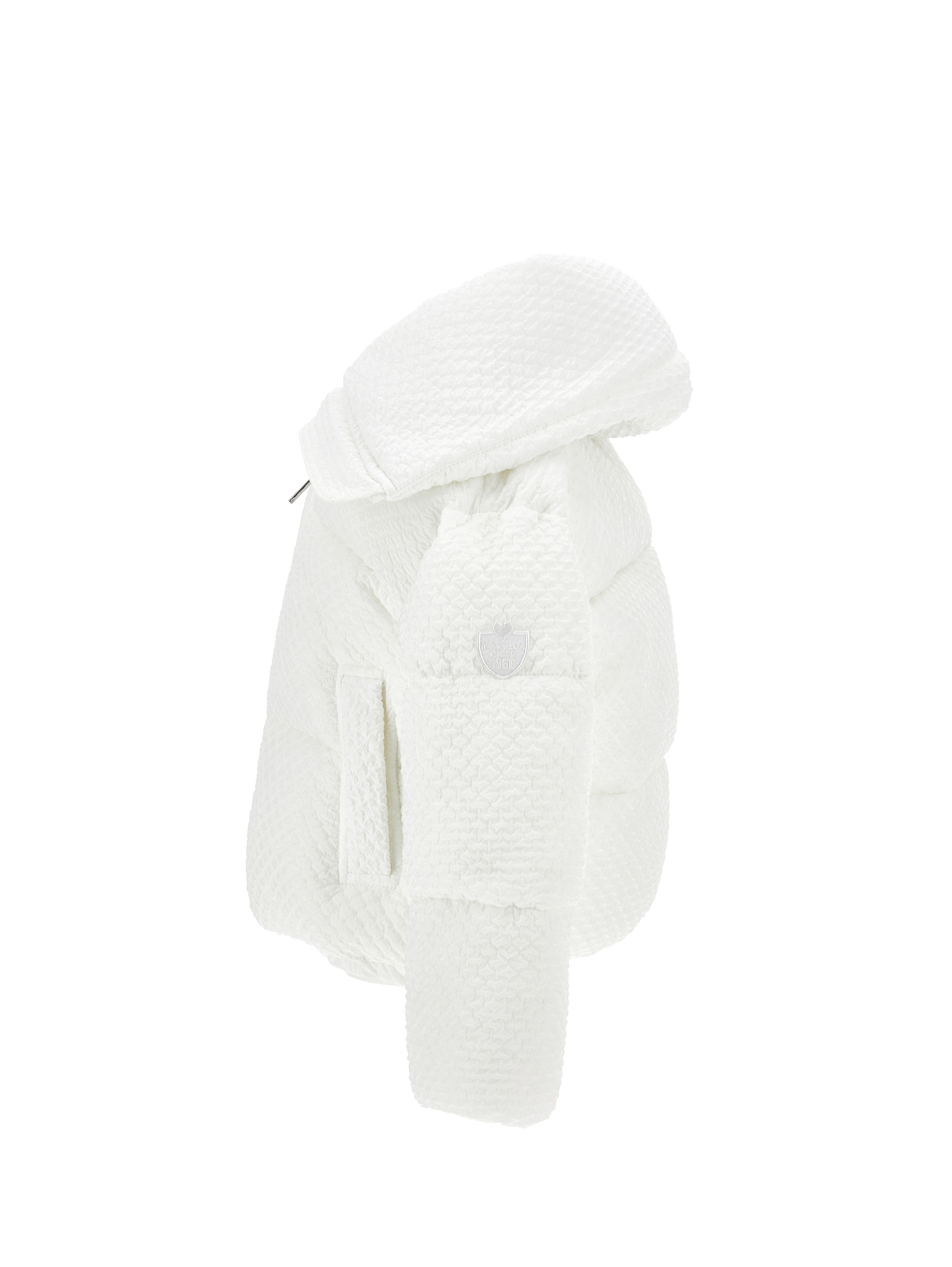 Monnalisa Short Embossed Nylon Down Jacket In Cream