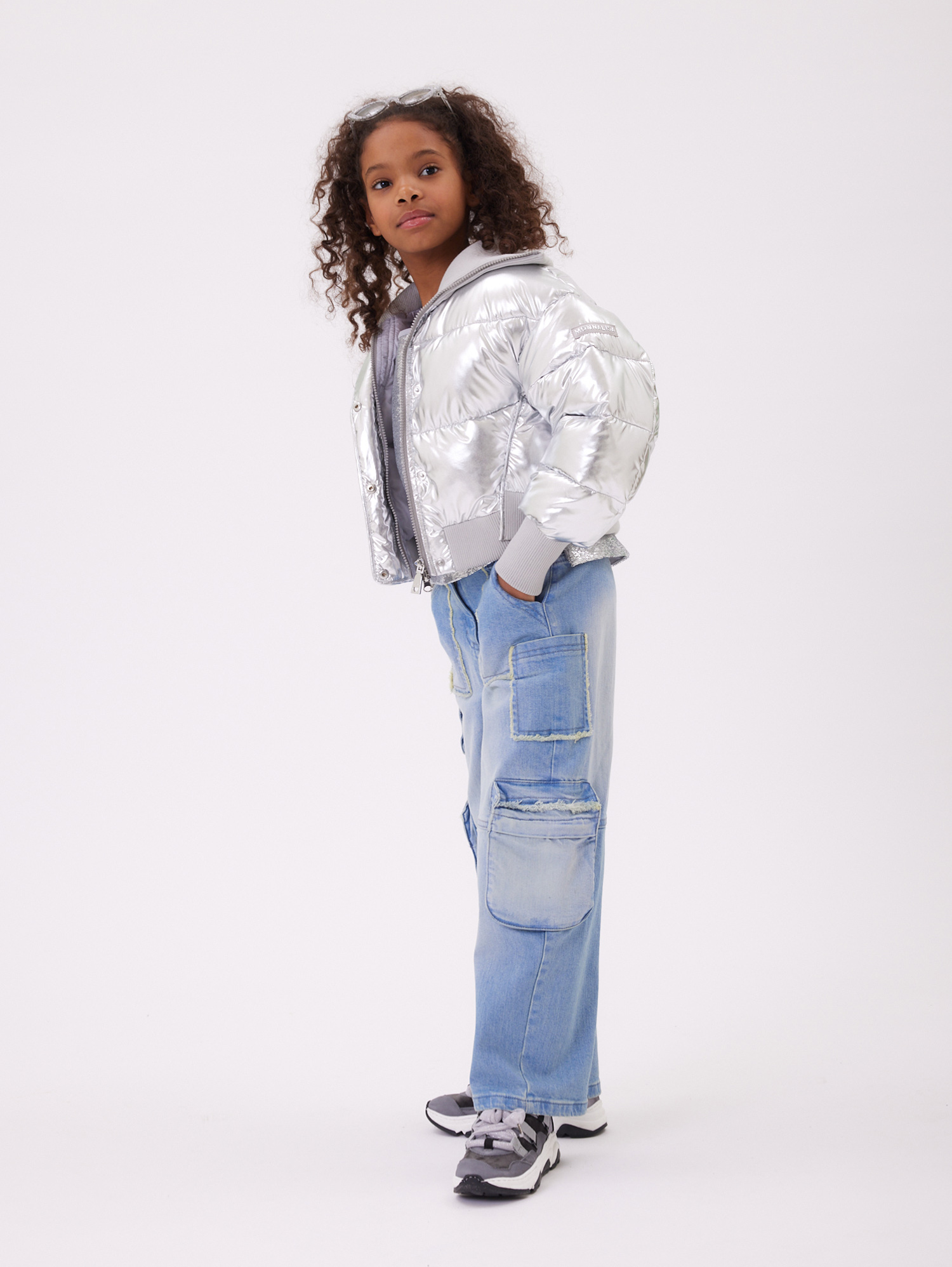 Monnalisa Frayed Cargo Denim Jeans In Stone Bleach