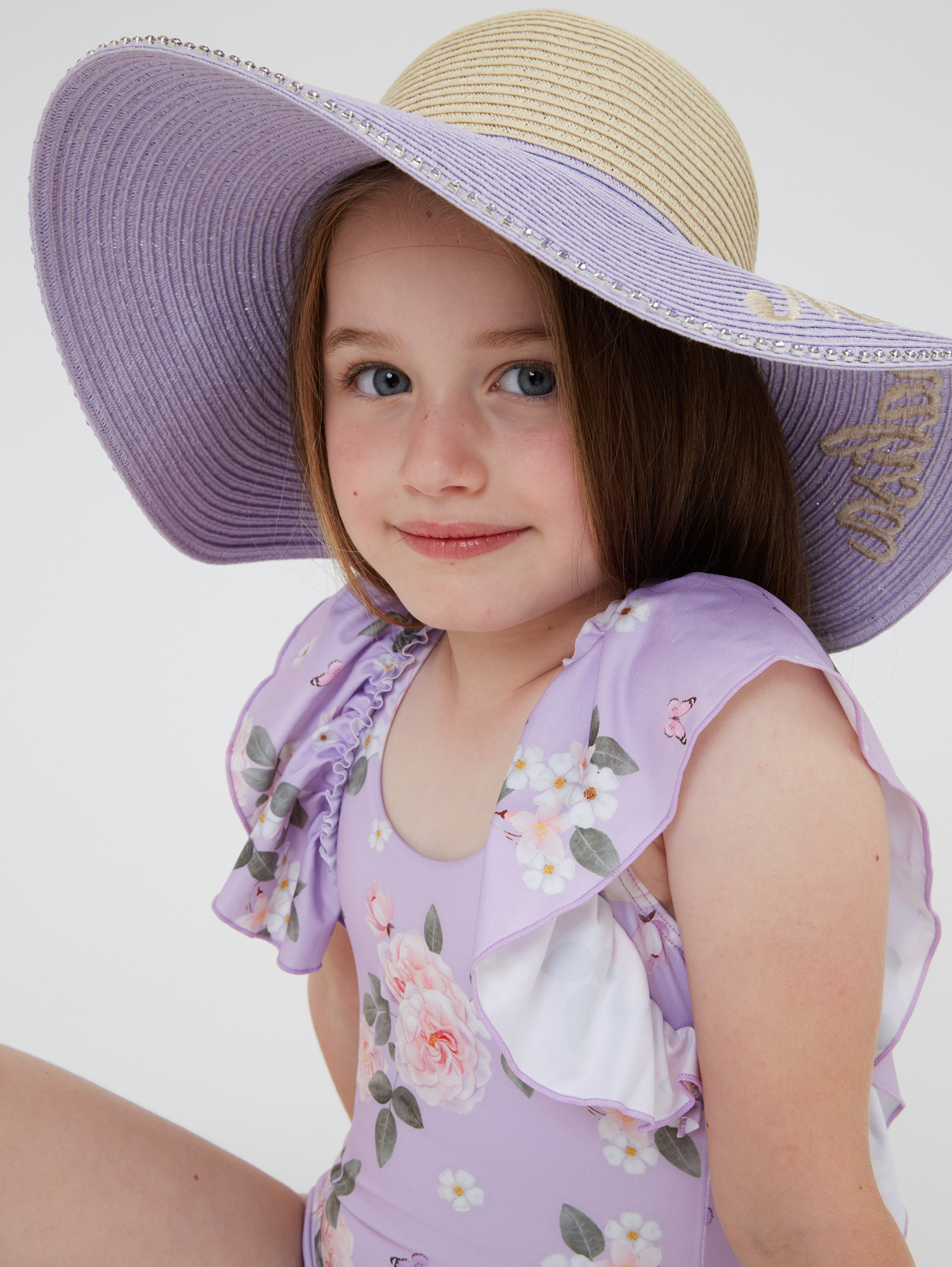 Shop Monnalisa Hat With Chain In Wisteria