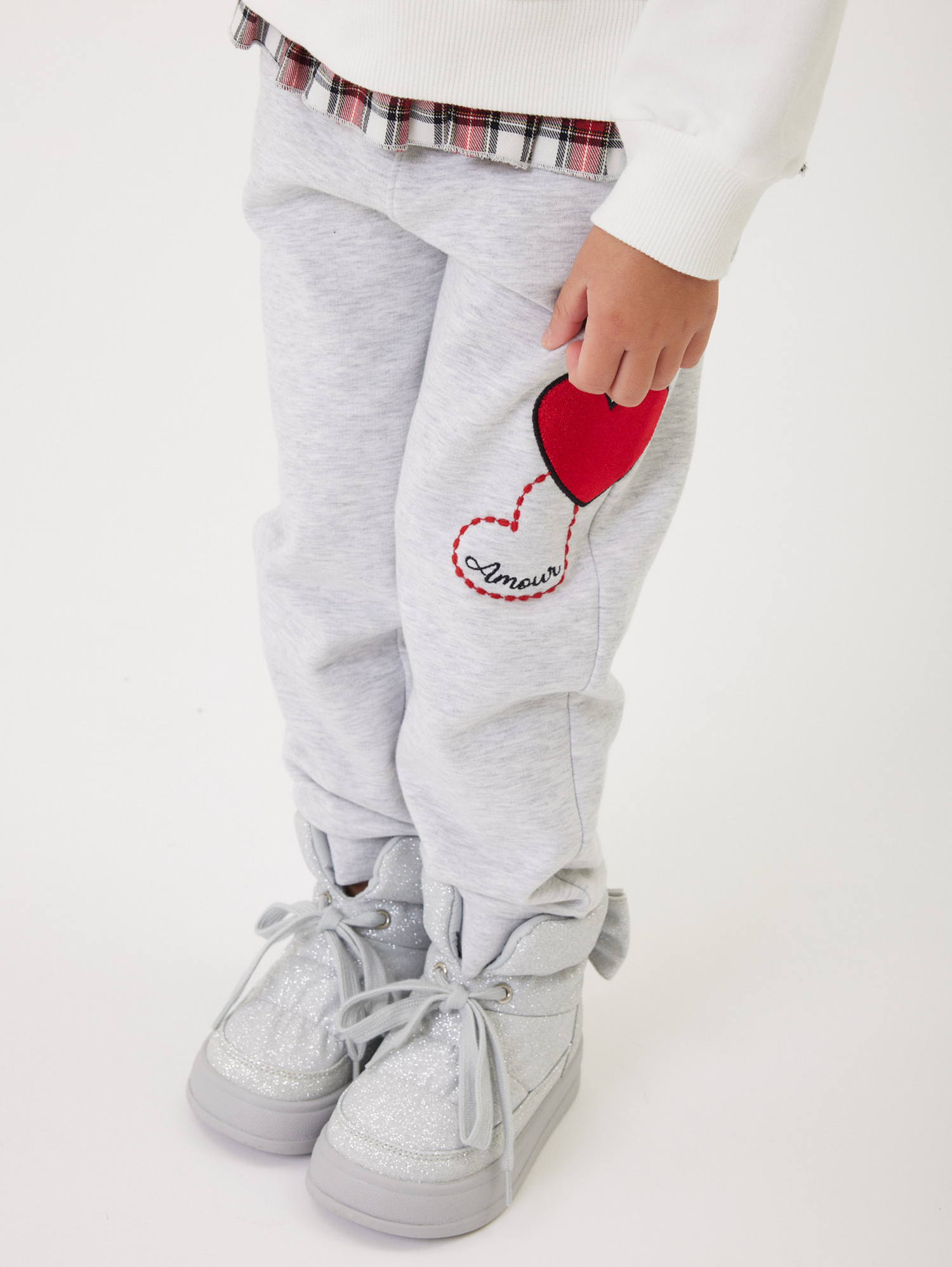 Monnalisa Heart Fleece Joggers In Pearl Grey